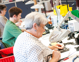 In 2009, the New Hampshire Community Loan Fund invested in VXi, a Dover, NH–based maker of corded and wireless telephone headsets.
