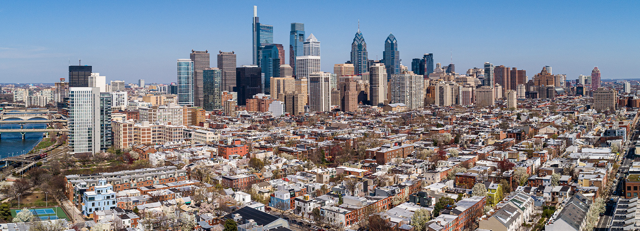 The city of Philadelphia on a sunny day.