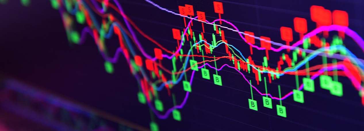 A digital line graph with points plotted in green and red.