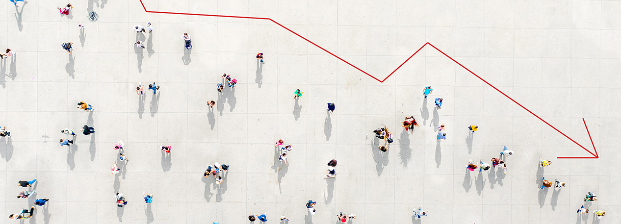 Overhead illustration of people walking on a grid with a red line and arrow showing a downward trajectory.